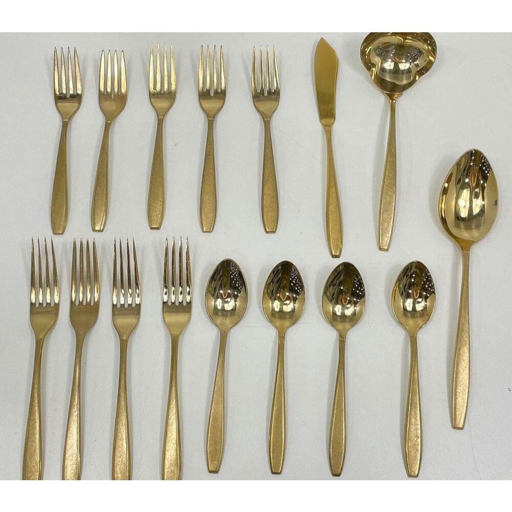 DIRILYTE GOLD TUSCANY 15 PIECE GOLD PLATED FLATWARE PLUS SERVING
